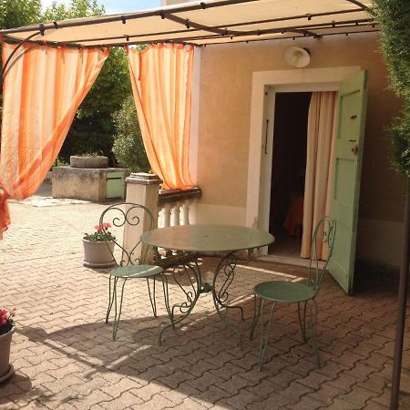 Mas La Cigaliere Bed and Breakfast Venasque Exteriör bild