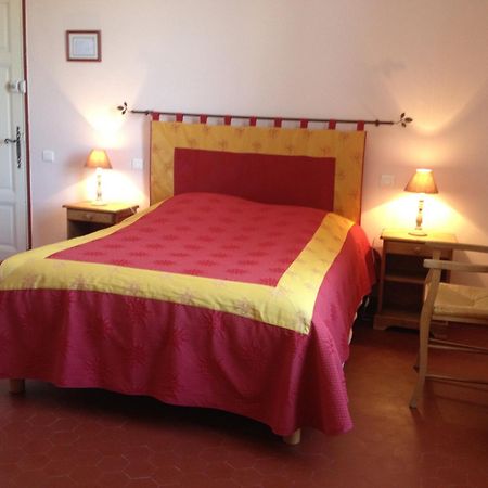Mas La Cigaliere Bed and Breakfast Venasque Exteriör bild